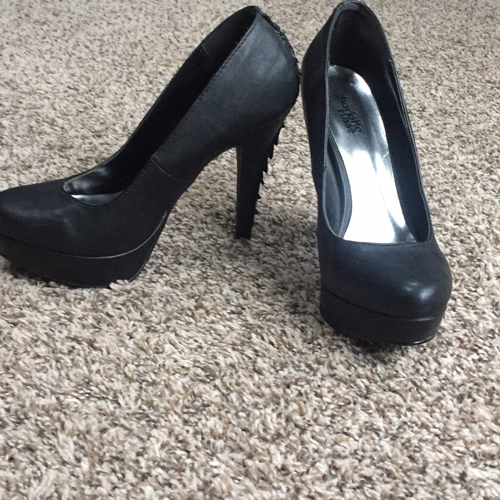 Black heels